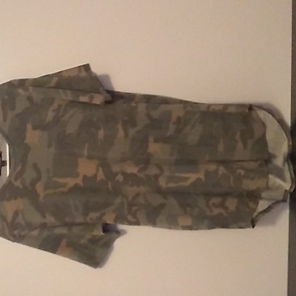 Men's camouflage t-shirt